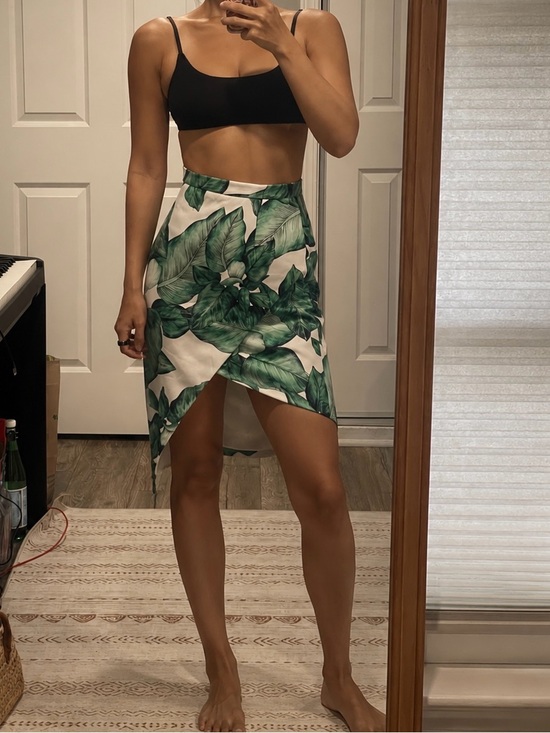 C/MEO Collective Dresses & Skirts - C/MEO Collective Asymmetrical Skirt with Green Leaf Print